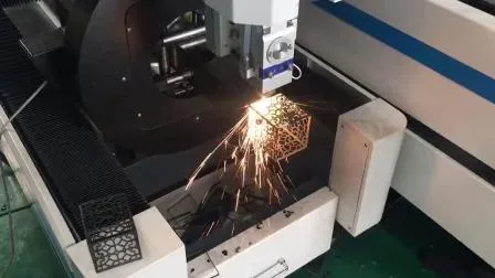 Macchina da taglio laser a fibra CNC automatica per tubi in lamiera metallica da 1000 W 1500 * 3000 in lamiera di rame e alluminio in acciaio inossidabile